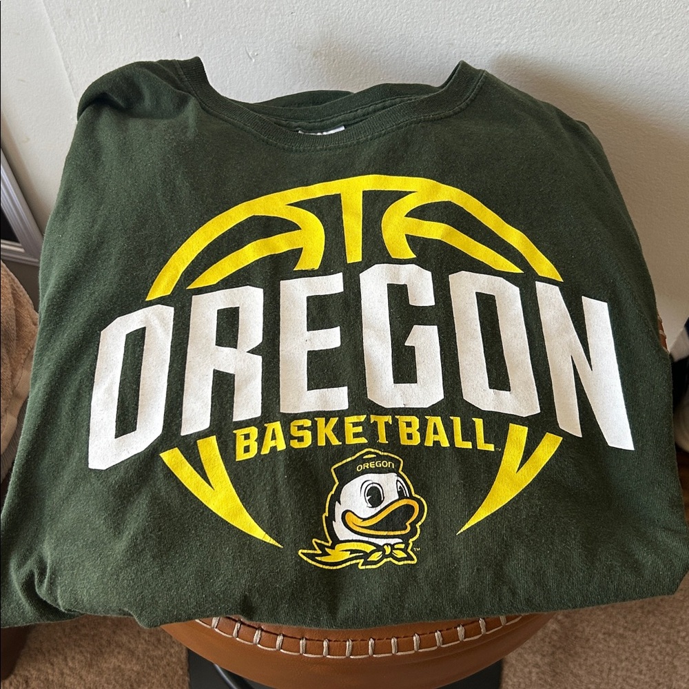 Oregon Basketball Green T-Shirt